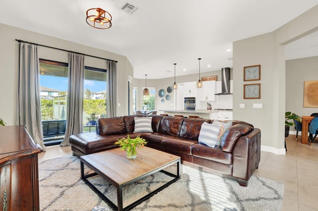 house living kitchen