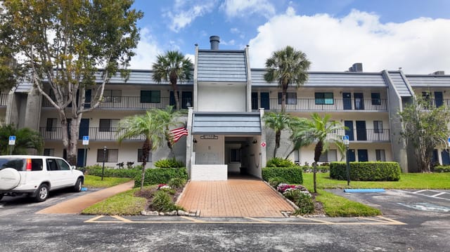 4822 Esedra Court 205, Lake Worth, FL 33467
