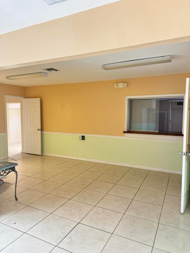 706 N 7th Street, Fort Pierce, FL 34950