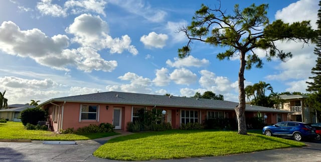 1460 NW 19th Terrace 71-a, Delray Beach, FL 33445