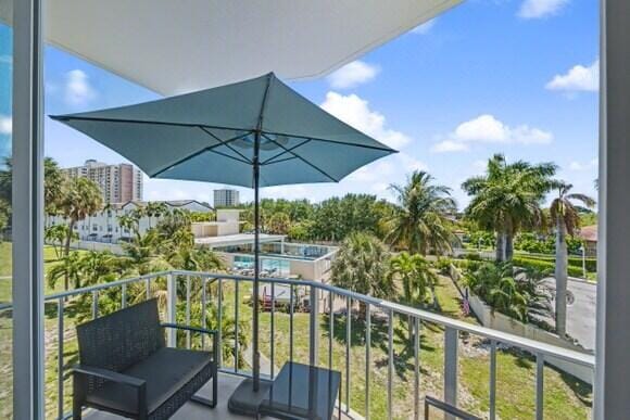 1967 S Ocean C-317, Lauderdale-By-The-Sea, FL 33062
