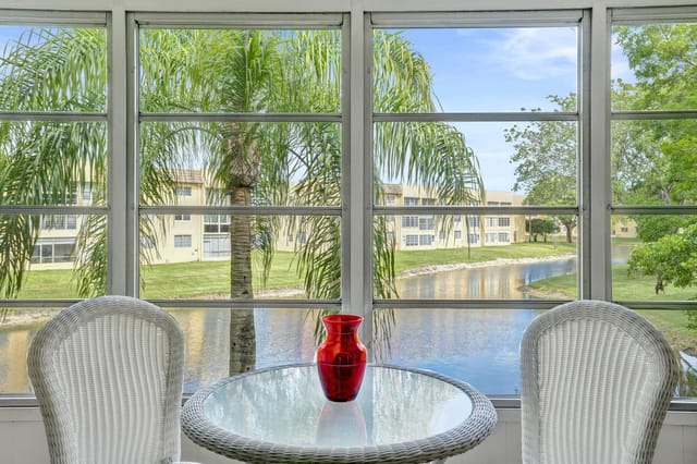 6051 NW 61st Avenue 202, Tamarac, FL 33319