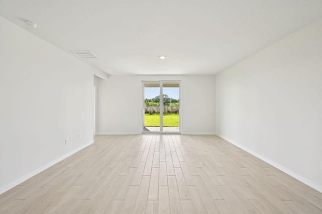 5461 Hampton Park Cir Vero Beach FL (8)