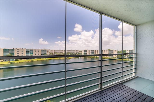 111 SE 3rd Avenue 606, Dania Beach, FL 33004