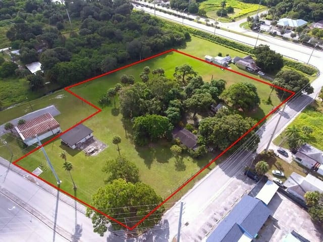 3805 Okeechobee Road, Fort Pierce, FL