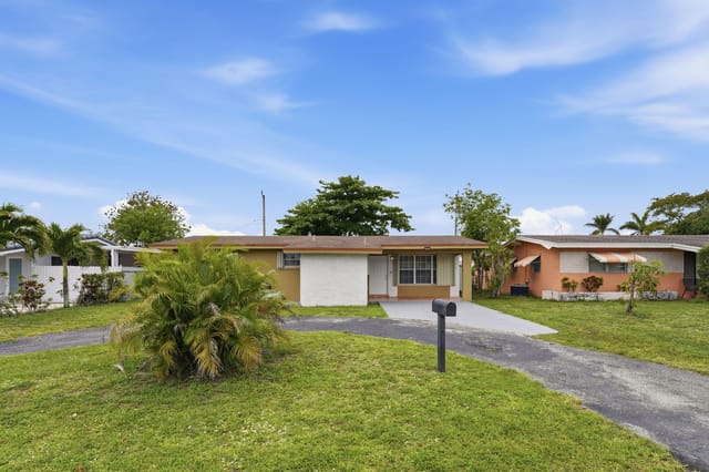 2712 Alcazar Drive, Miramar, FL 33023