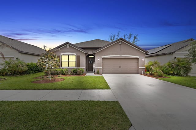 5605 Amusement Avenue, Fort Pierce, FL 34947