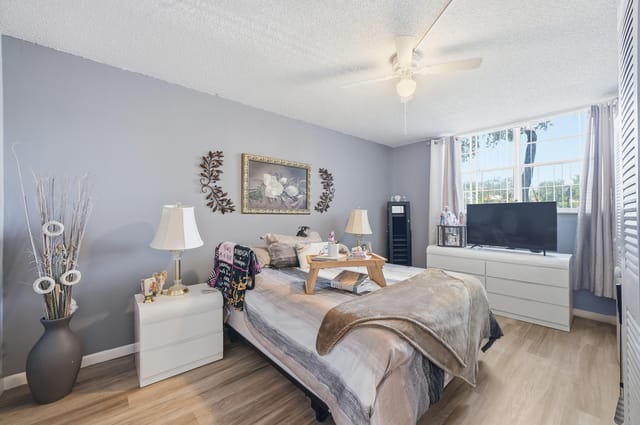 3130 Holiday Springs Boulevard 103, Margate, FL 33063