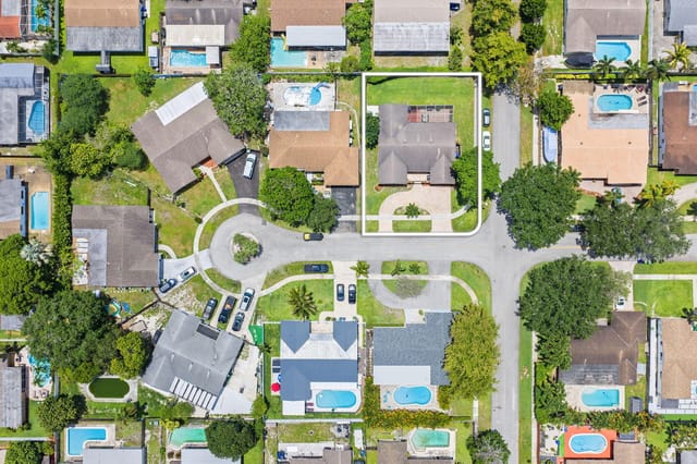 2-web-or-mls-8350-nw-23rd-st