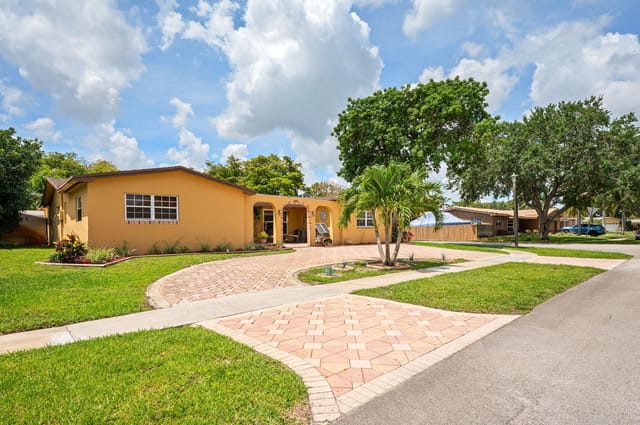 6-web-or-mls-8350-nw-23rd-st