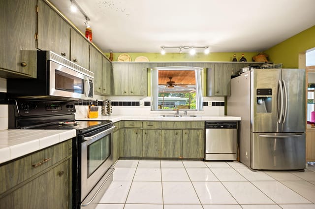 14-web-or-mls-8350-nw-23rd-st