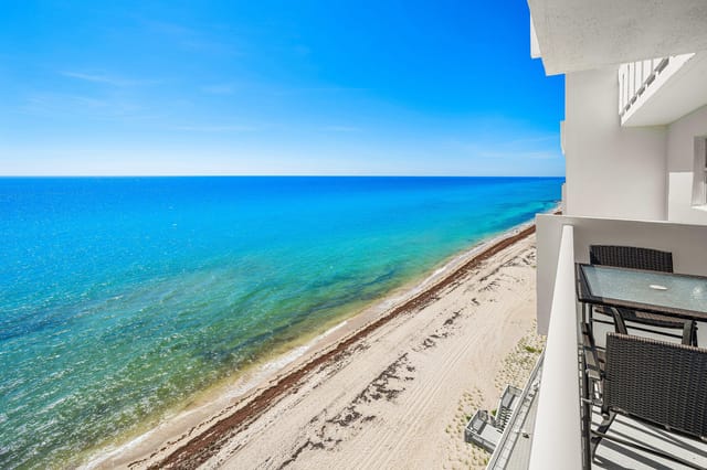 4505 S OceanBlvd #1008