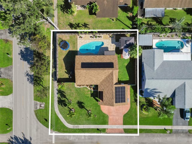 4950 NW 85th Terrace, Lauderhill, FL 33351