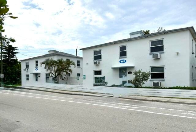 715 2nd Avenue S 1, Lake Worth Beach, FL 33460