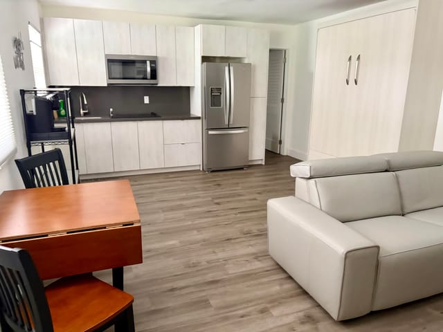 1480 S Ocean Boulevard 111, Lauderdale-By-The-Sea, FL 33062