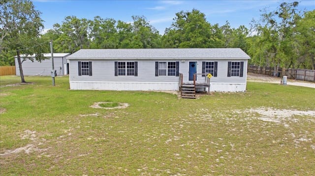 194 Keuka Road, Interlachen, FL 32148