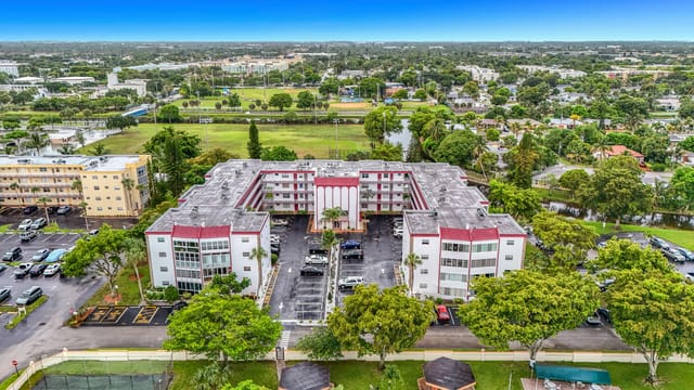 4270 NW 40th Street #401-2