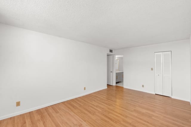 6190 Woodlands Blvd 513-2