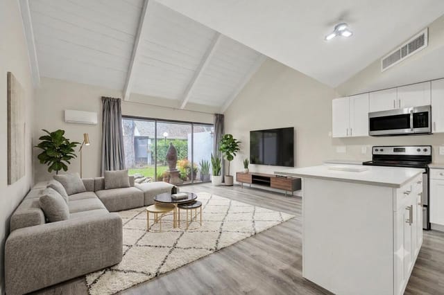 25 Deer Creek Road C101, Deerfield Beach, FL 33442