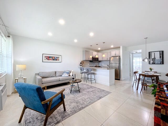 410 Chatham T, West Palm Beach, FL 33417
