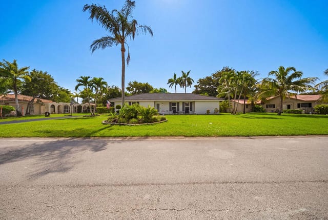 2651 NW 107th Avenue, Coral Springs, FL 33065