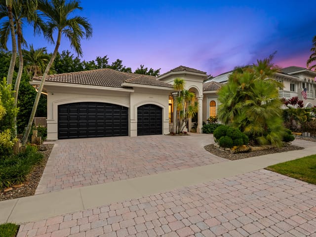 10800 Blue Palm Street, Plantation, FL 33324