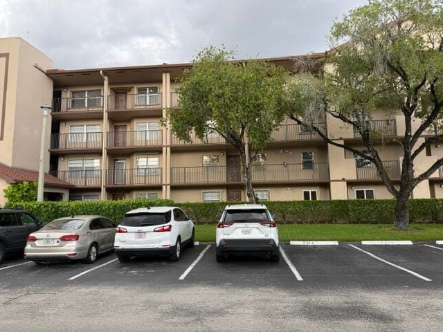 13455 SW 16TH Court 212F, Pembroke Pines, FL 33027