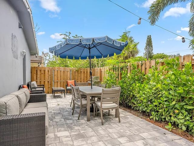 1208 NE 5TH Avenue Unit 1, Fort Lauderdale, FL 33304
