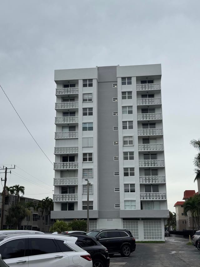 3113 S OCEAN Drive 209, Hallandale Beach, FL 33009