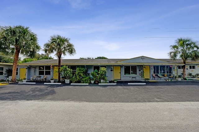2500 NW 3RD Avenue 1-4, Wilton Manors, FL 33311