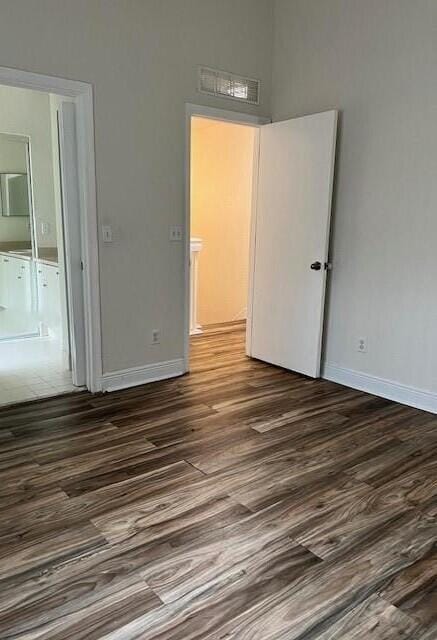 2140-Bedroom