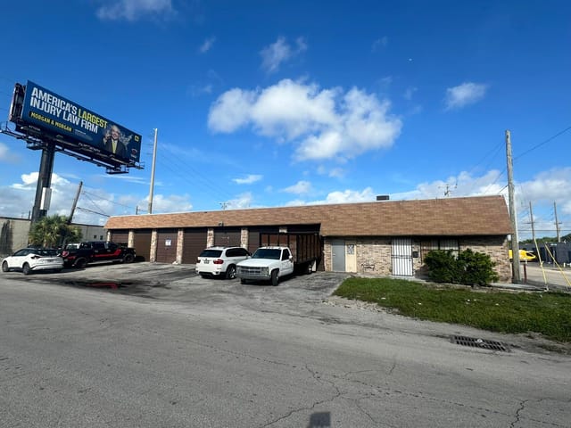 4493 NW 8TH Avenue 4, Oakland Park, FL 33309