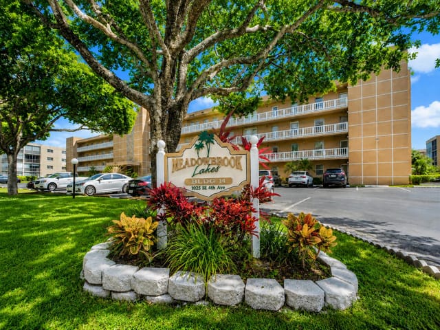 1025 SE 4th Avenue 101, Dania Beach, FL 33004