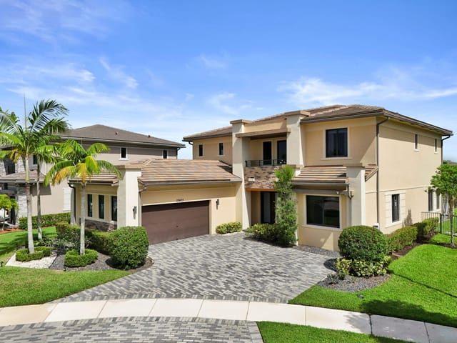 2-web-or-mls-DJI_20260815111021_0804_D