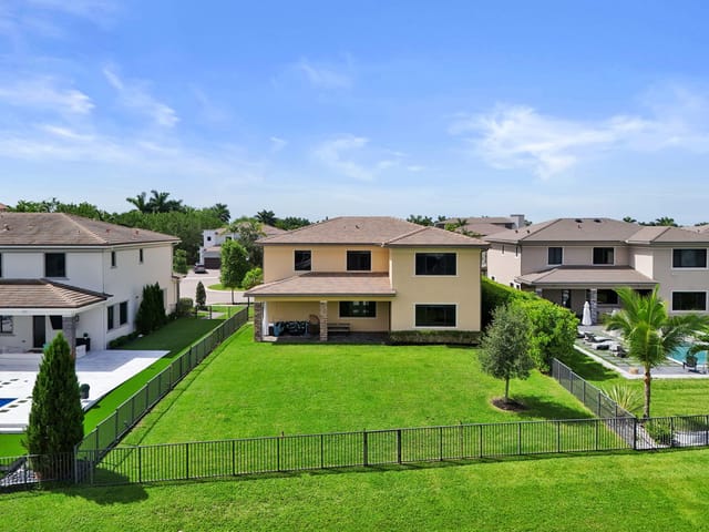 8-web-or-mls-DJI_20260815111200_0811_D