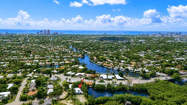 1400 NE 21ST Street, Wilton Manors, FL 33305