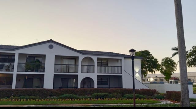 18340 Mediterranean Boulevard 2806, Hialeah, FL 33015