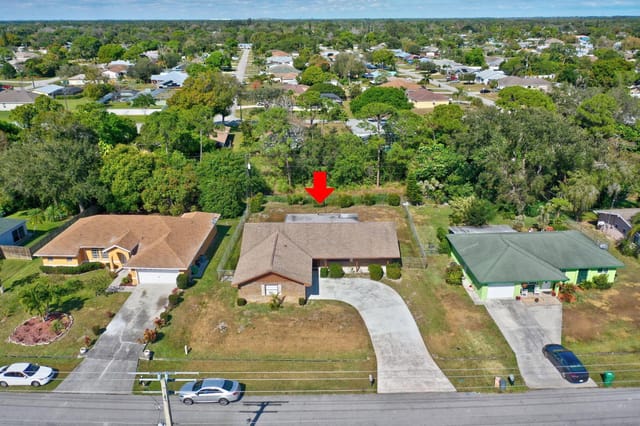 543 SE GREENWAY Terrace, Port St. Lucie, FL 34983