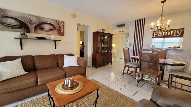 2901 NW 48th Avenue 461, Lauderdale Lakes, FL 33313