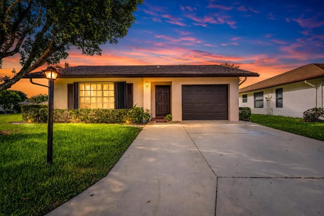 6254 BLUE BANEBERRY Lane, Greenacres, FL 33463