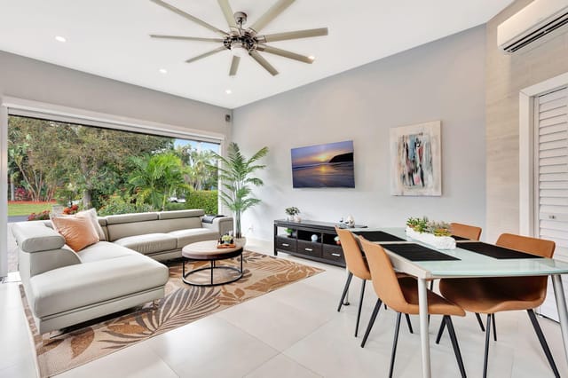 397 SUNDIAL Circle 397, Margate, FL 33068
