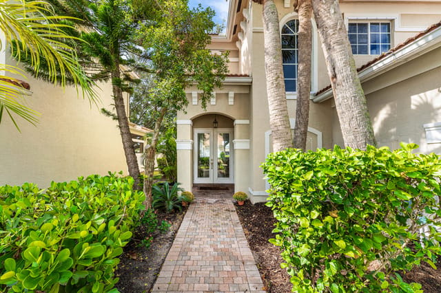 8728 S San Andros, West Palm Beach, FL 33411