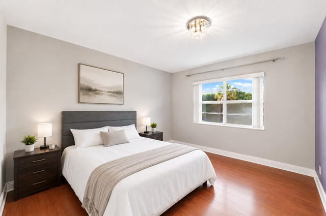 Bedroom (2)