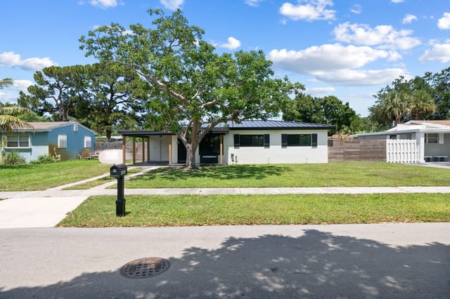 1032 SW 1ST Terrace, Pompano Beach, FL 33060