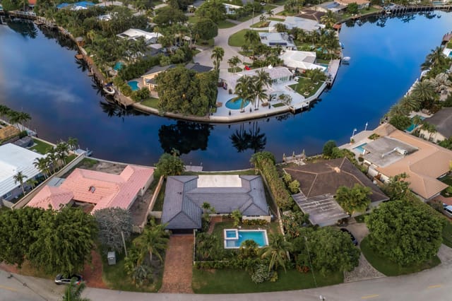 1981 CORAL GARDENS Drive, Wilton Manors, FL 33306