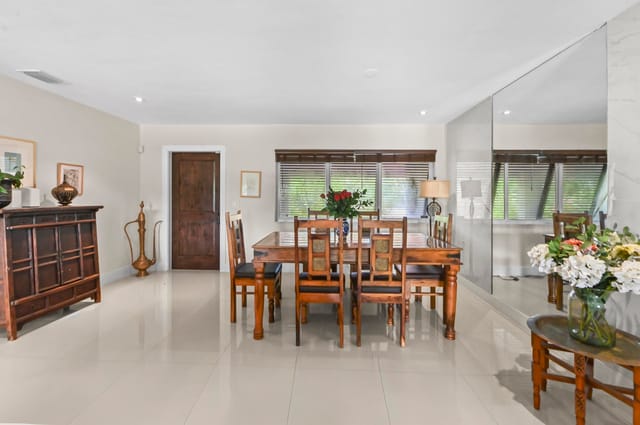 08 Dining area 013