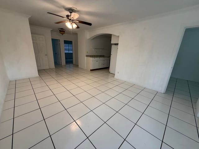 421 NE 11TH Street 5, Fort Lauderdale, FL 33304