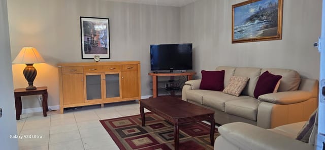 3210 HOLIDAY SPRINGS Boulevard 2-110, Margate, FL 33063