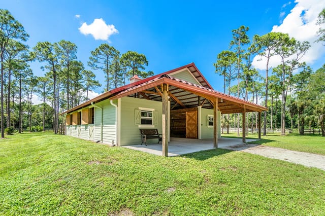 1835 Stallion Drive Stalls, Loxahatchee, FL 33470