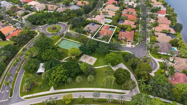60-2647 Edgewater Dr, Weston-17